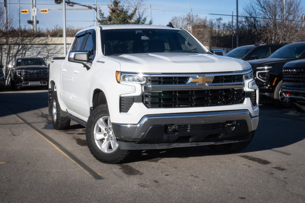 2023 Chevrolet Silverado 1500 LT Crew Cab 4WD