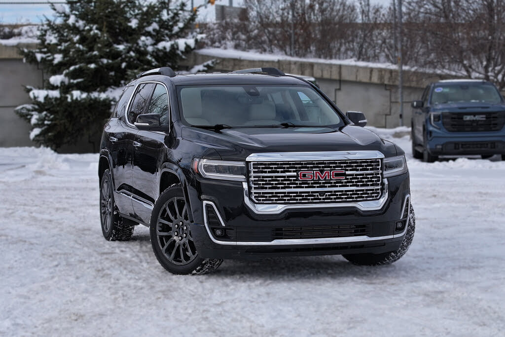 2023 GMC Acadia Denali AWD