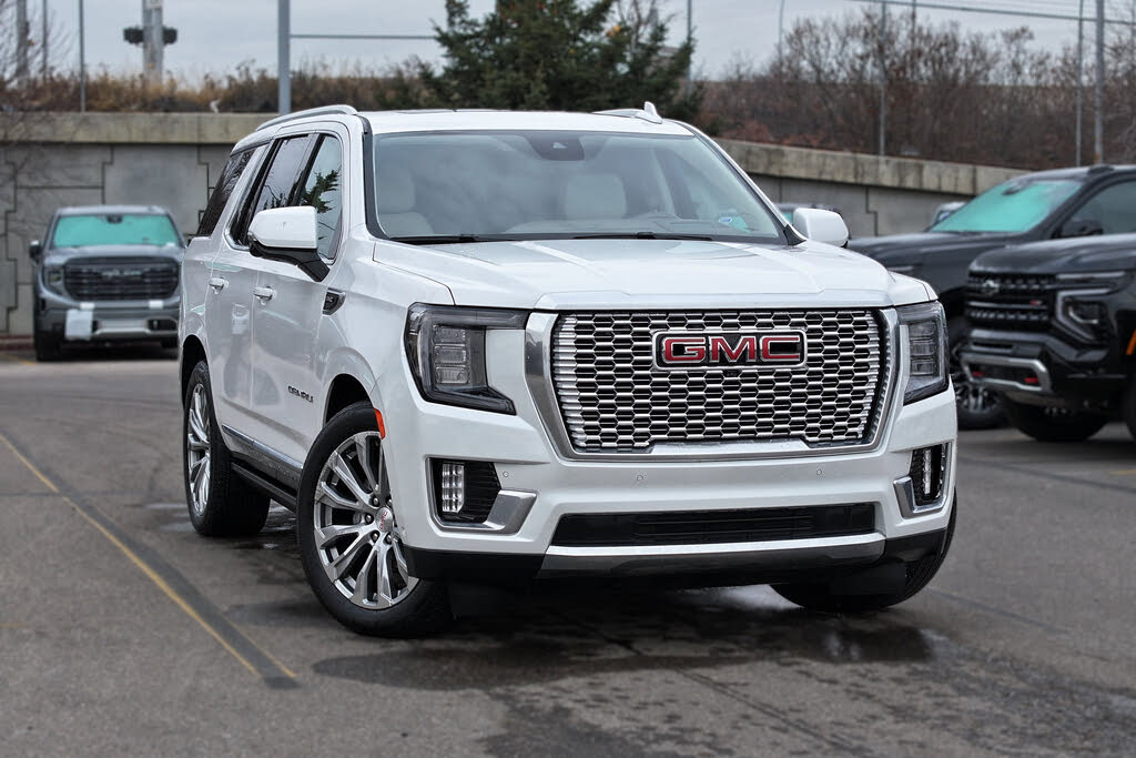 2023 GMC Yukon Denali 4WD