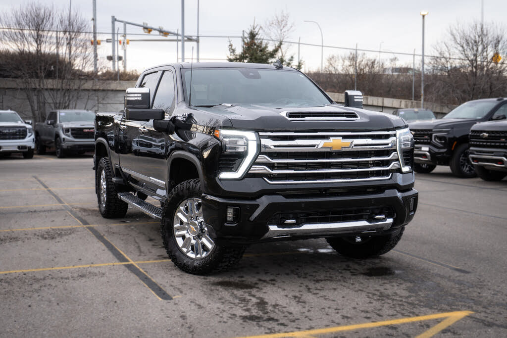 Chevrolet Silverado 3500HD High Country Crew Cab 4WD 2024