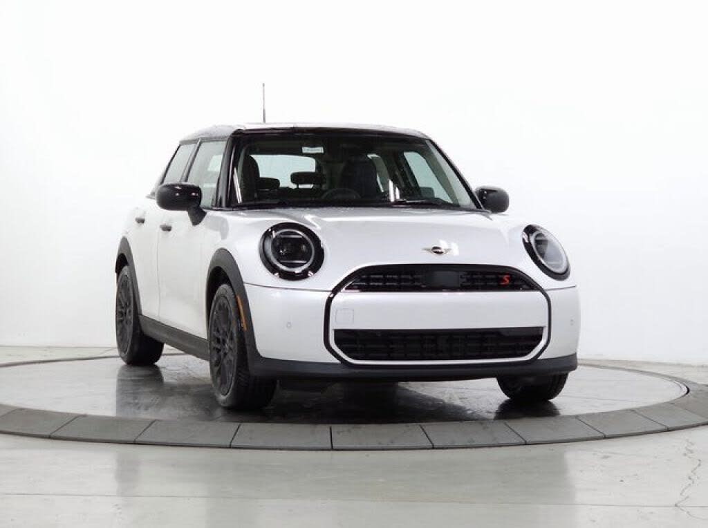 2025 MINI Cooper S Signature Trim 4-door Hatchback