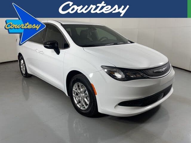 2026 Chrysler Voyager LX FWD
