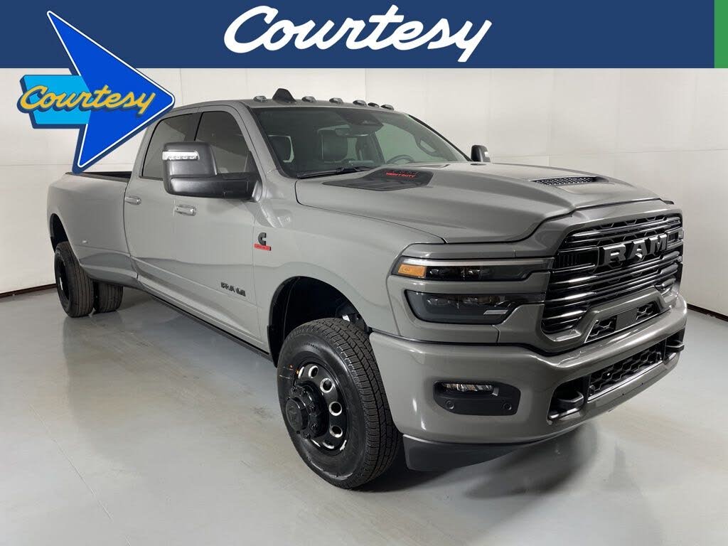 2026 RAM 3500 Laramie Crew Cab LB DRW 4WD