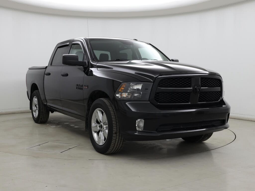 2017 RAM 1500 Express Crew Cab 4WD