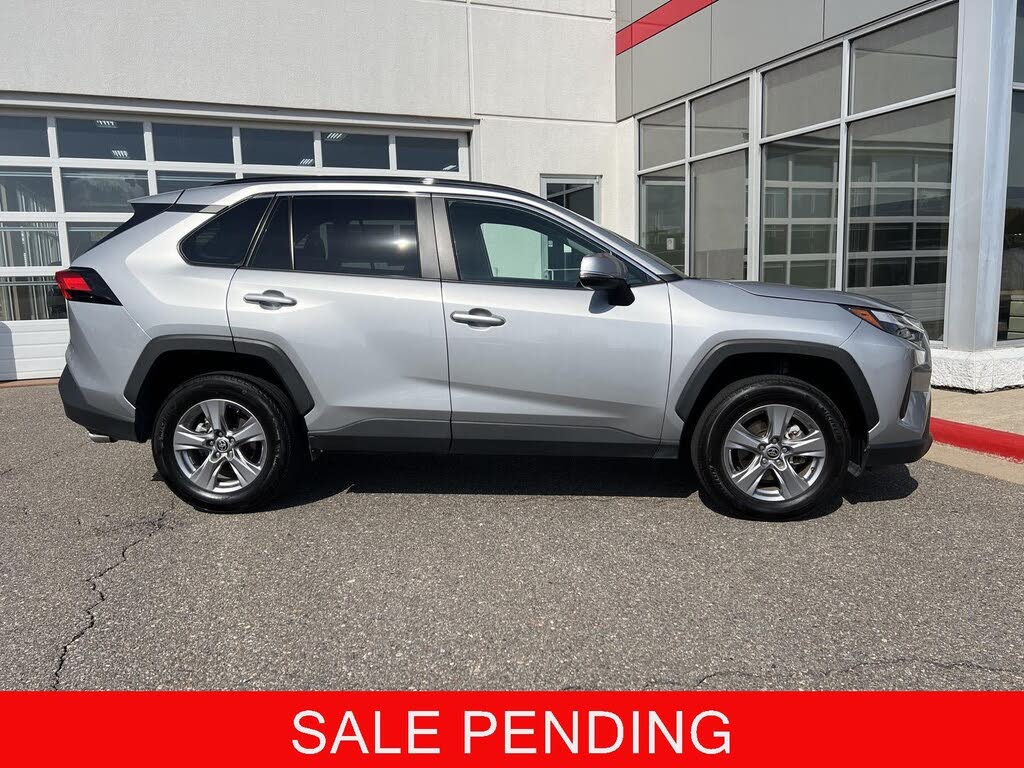 2025 Toyota RAV4 XLE AWD