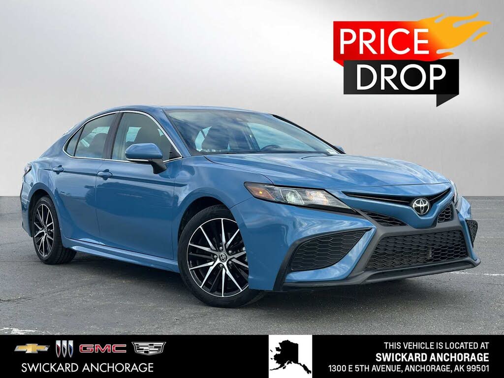 2024 Toyota Camry SE FWD