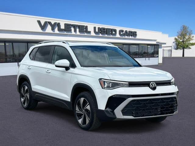 2025 Volkswagen Taos SE 4Motion