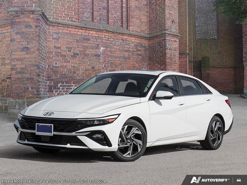 2025 Hyundai Elantra Luxury FWD