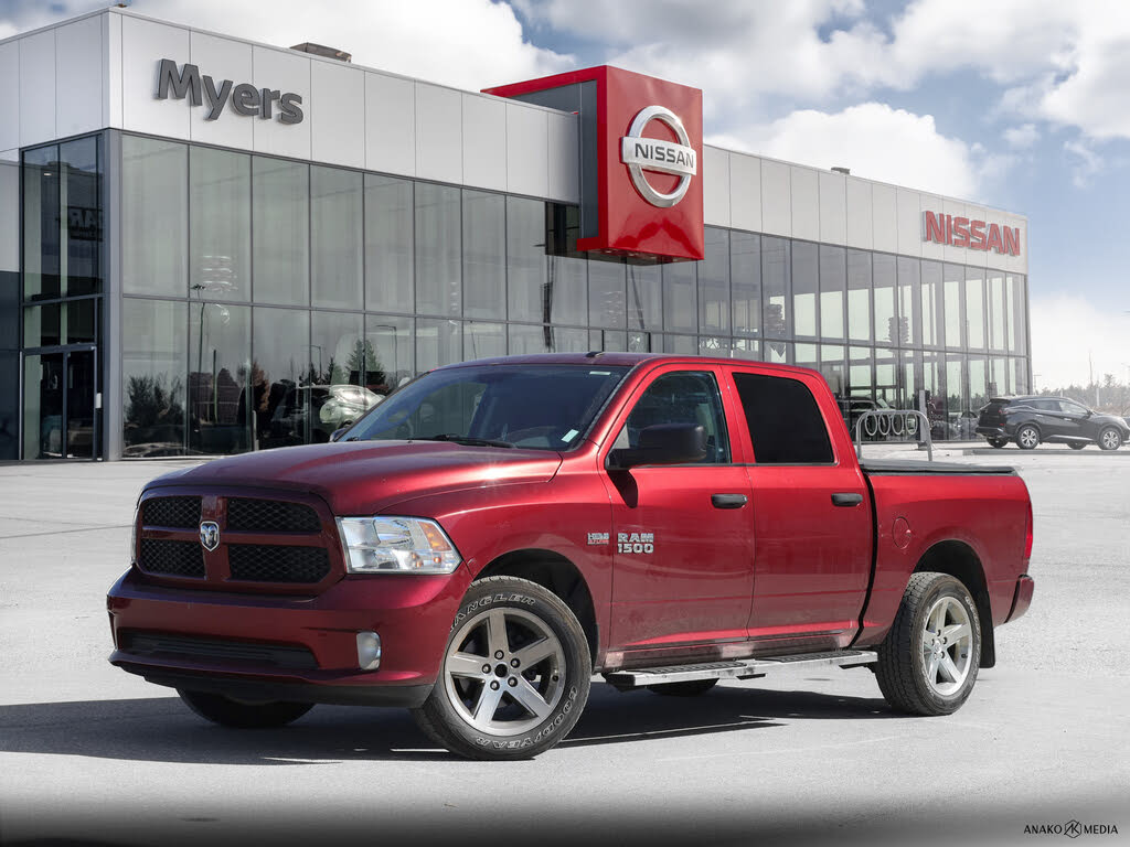 2018 RAM 1500 Express Crew Cab 4WD