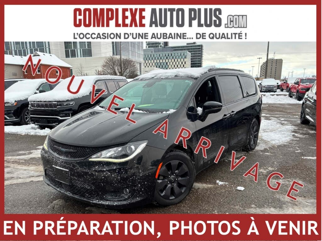 2020 Chrysler Pacifica Hybrid Limited FWD