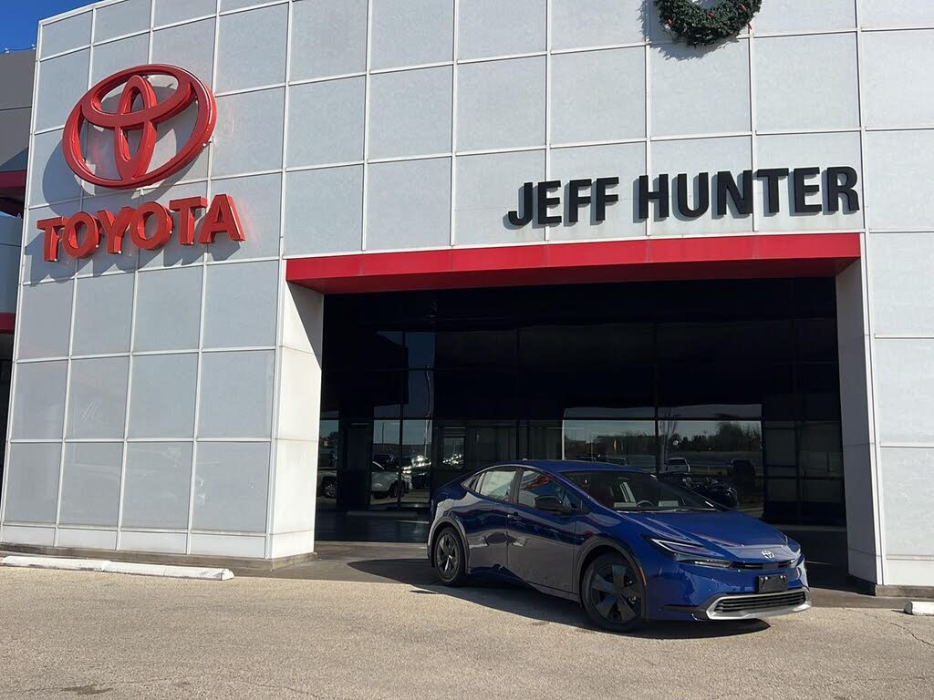 2026 Toyota Prius Plug-In Hybrid SE FWD