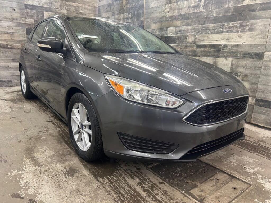 2016 Ford Focus SE Hatchback