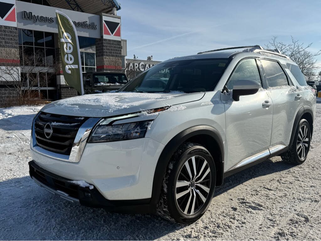 Nissan Pathfinder Platinum 4WD 2024