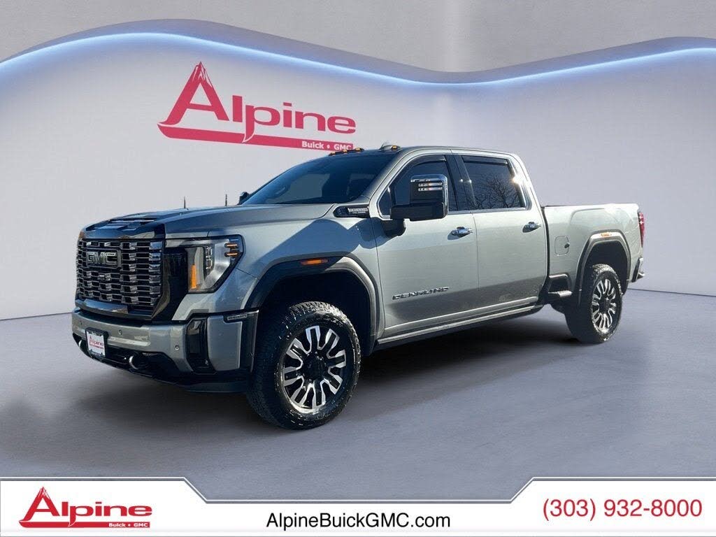 2025 GMC Sierra 2500HD Denali Ultimate Crew Cab 4WD