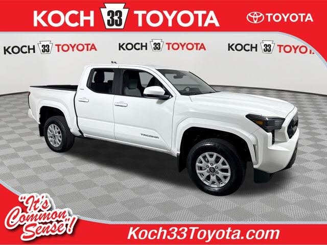 2025 Toyota Tacoma SR5 Double Cab 4WD