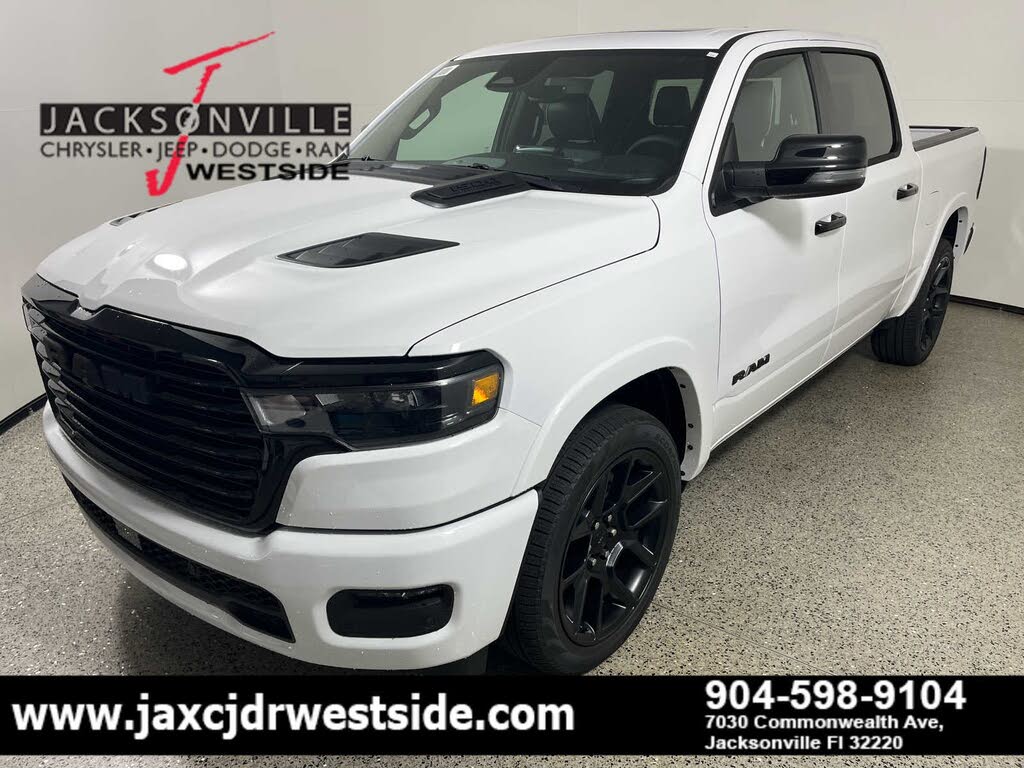 2026 RAM 1500 Laramie Crew Cab 4WD