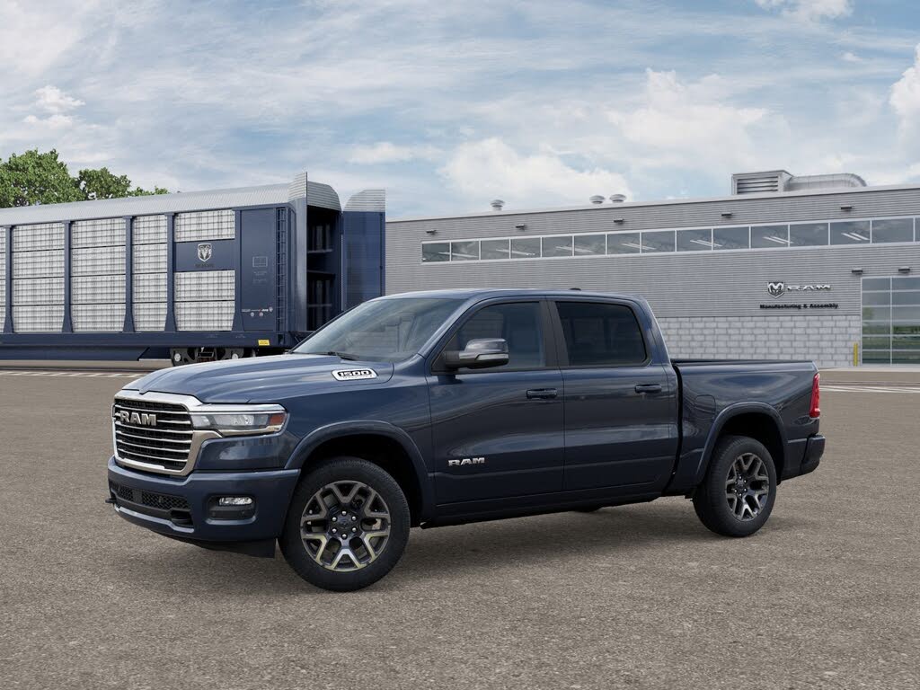 2026 RAM 1500 Laramie Crew Cab 4WD