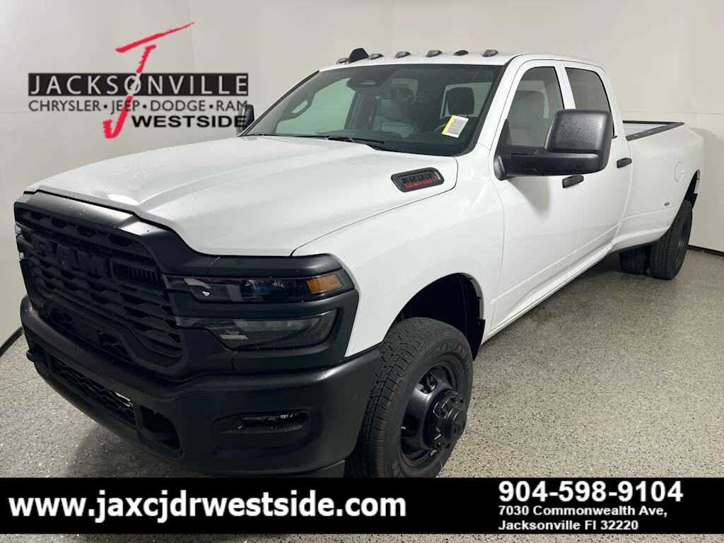 2026 RAM 3500 Tradesman Crew Cab LB DRW 4WD
