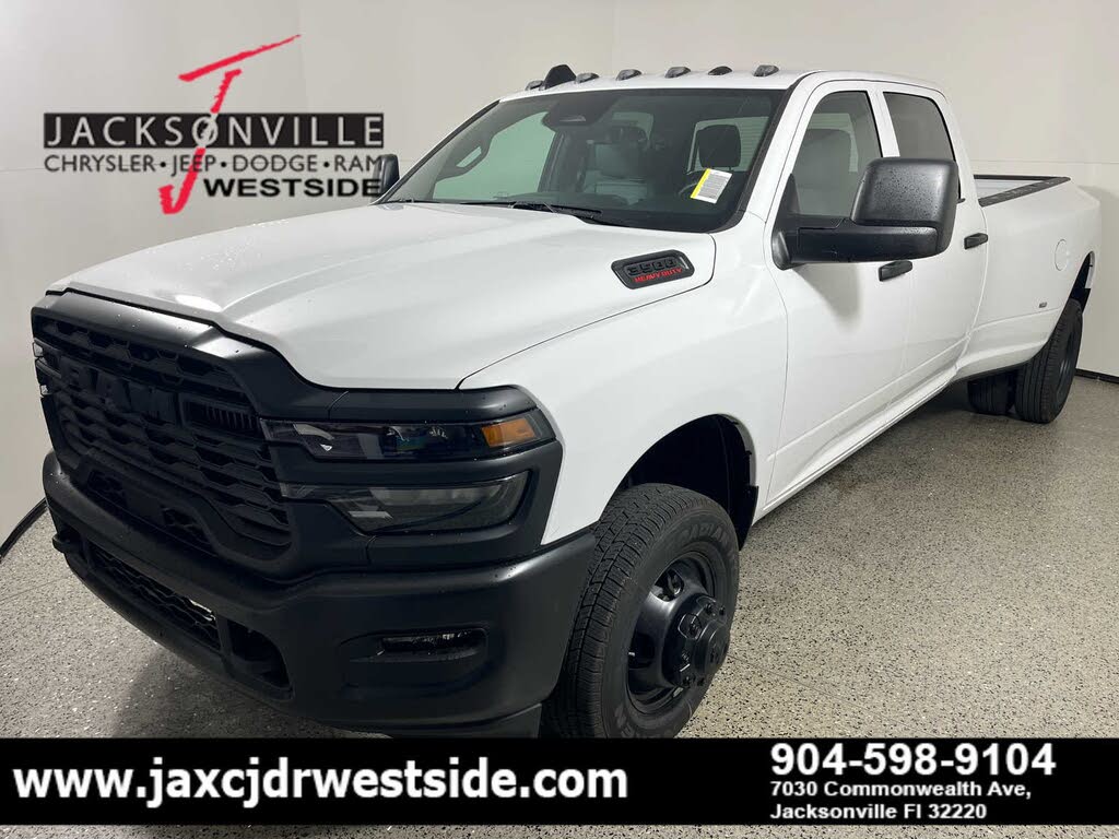 2026 RAM 3500 Tradesman Crew Cab LB DRW 4WD
