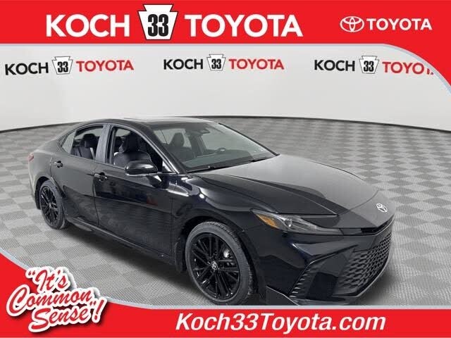 2026 Toyota Camry SE FWD