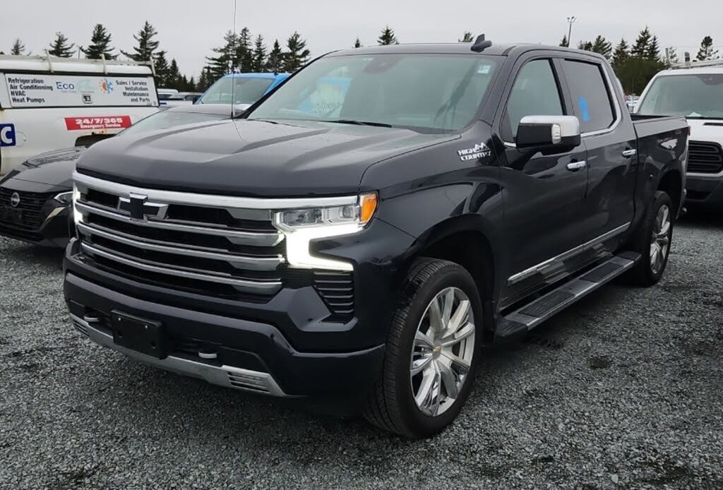 Chevrolet Silverado 1500 High Country Crew Cab 4WD 2023