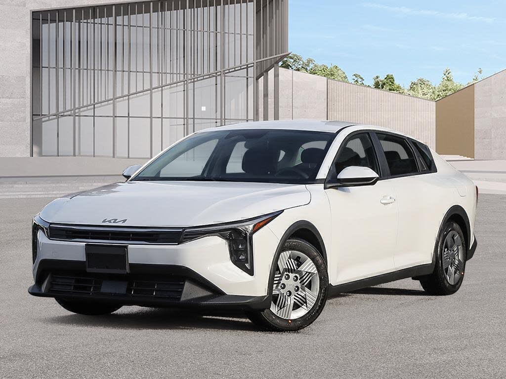 2025 Kia K4 LX FWD