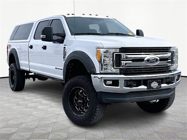 2017 Ford F-250 Super Duty Lariat Crew Cab 4WD