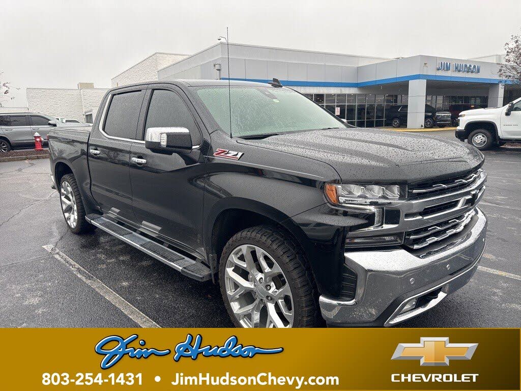 2022 Chevrolet Silverado 1500 LTZ Crew Cab 4WD