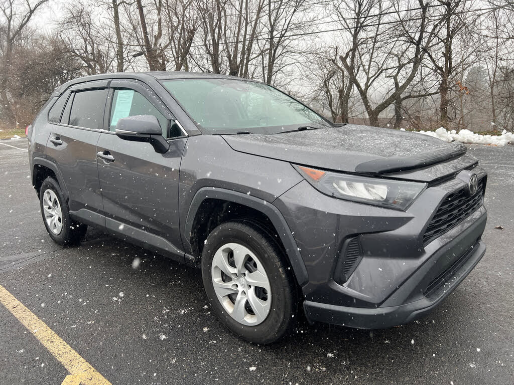 2022 Toyota RAV4 LE AWD