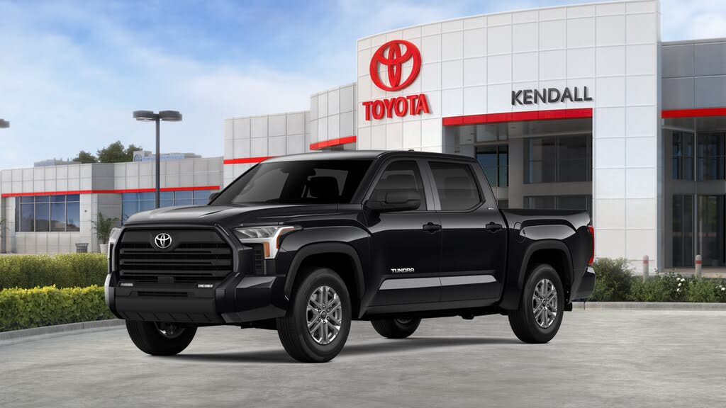 2026 Toyota Tundra SR5 CrewMax Cab 4WD