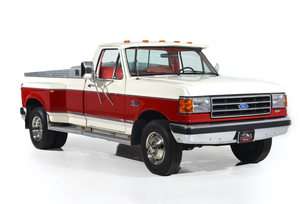 1990 Ford F-350 2 Dr XLT Lariat Standard Cab LB