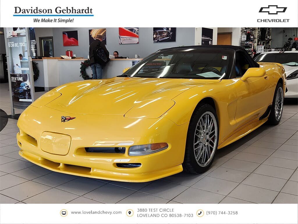 2000 Chevrolet Corvette Convertible RWD