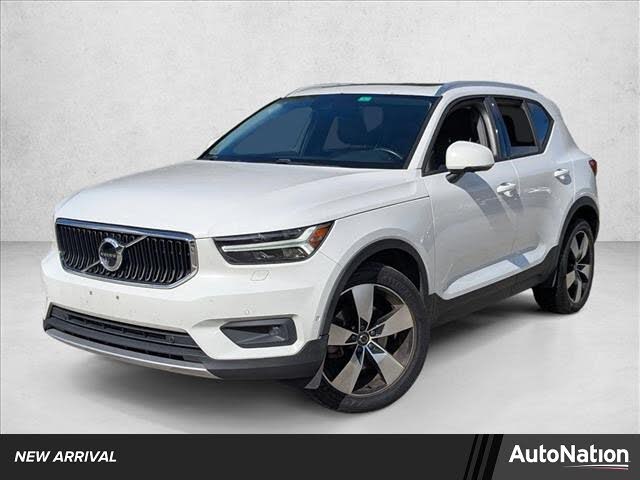 2019 Volvo XC40 T5 Momentum AWD