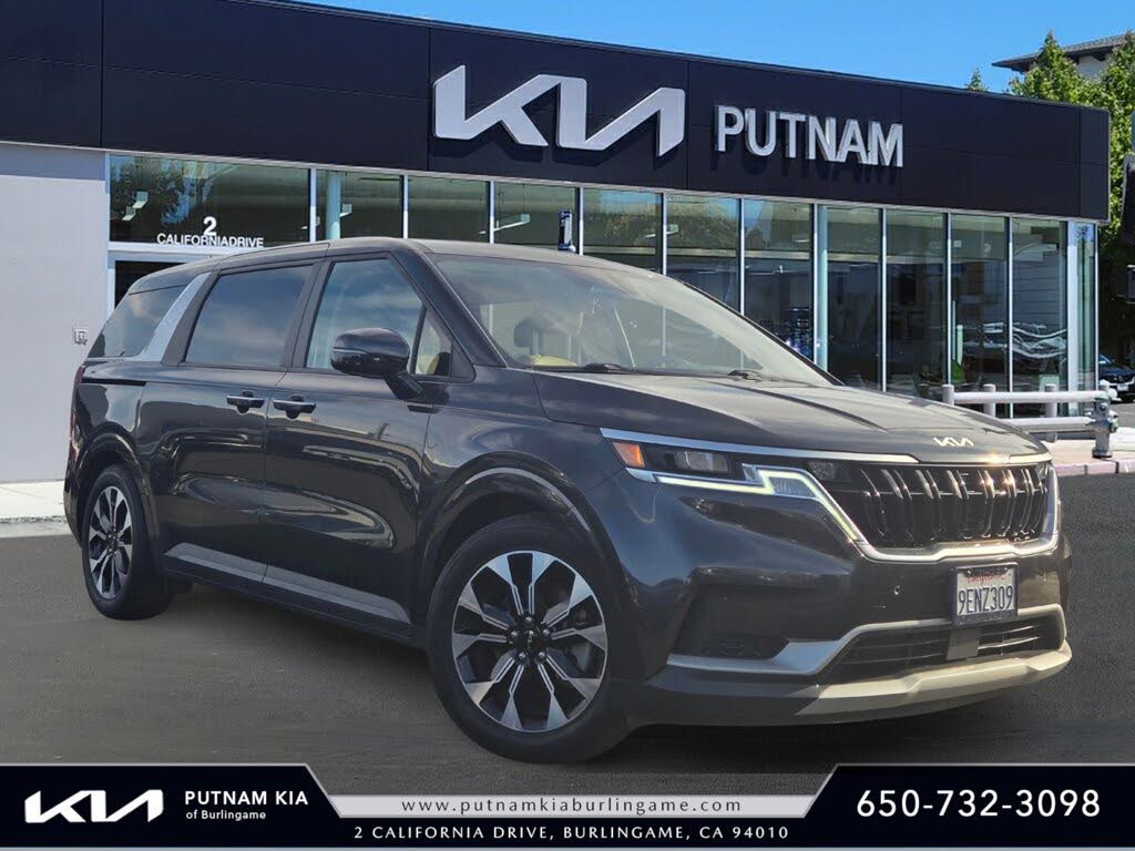 2022 Kia Carnival EX FWD