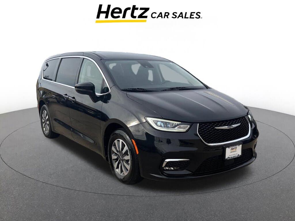 2023 Chrysler Pacifica Hybrid Touring L FWD