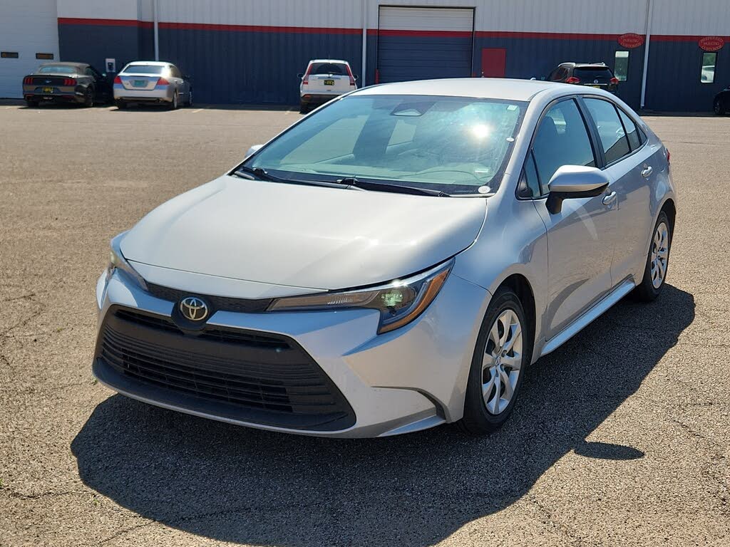 2023 Toyota Corolla LE FWD