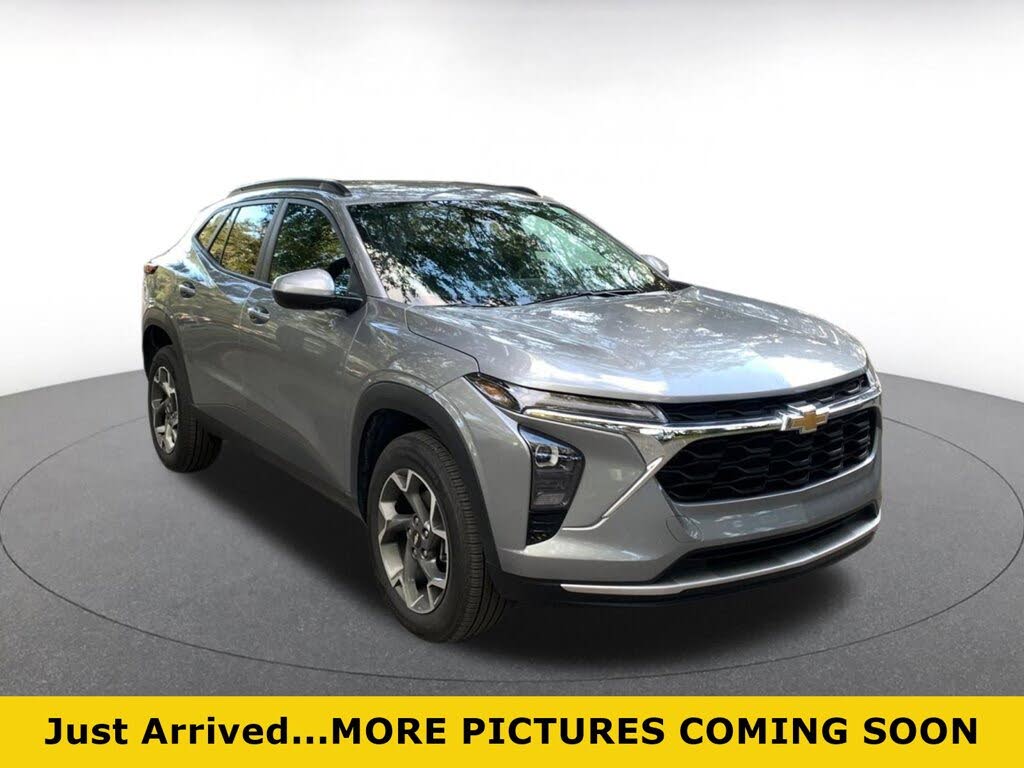 2025 Chevrolet Trax LT FWD