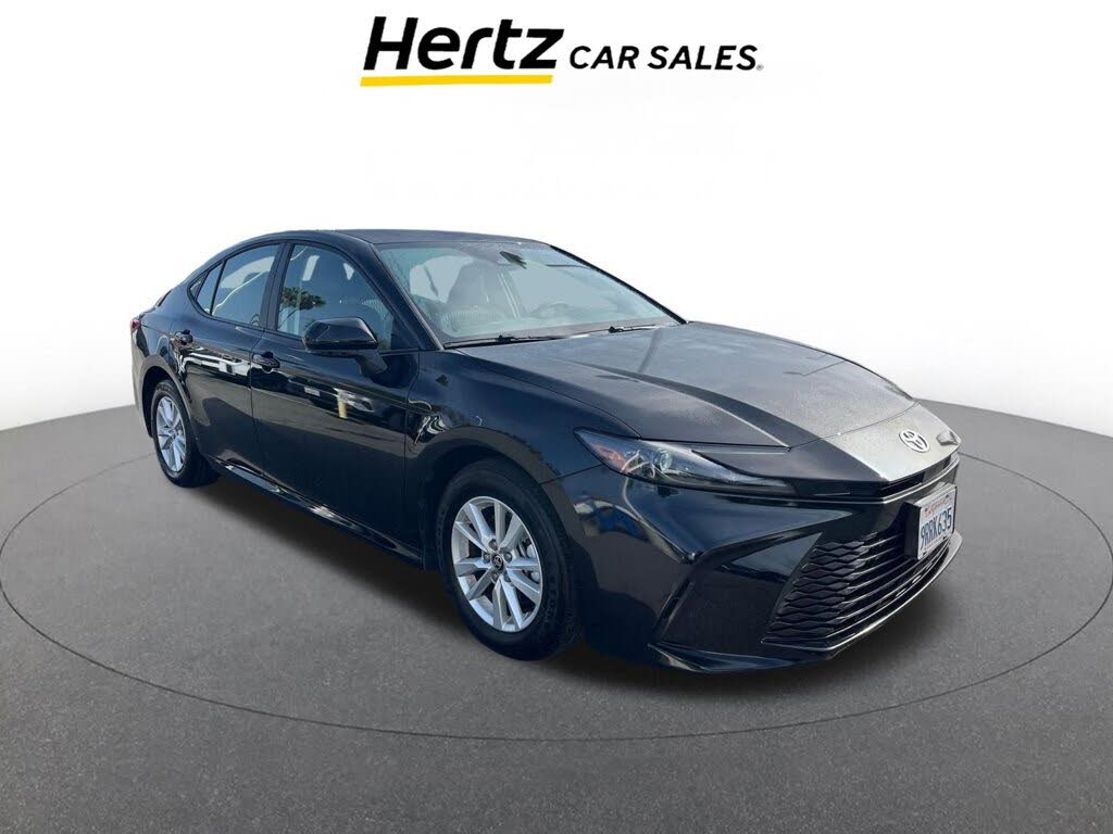 2025 Toyota Camry LE FWD