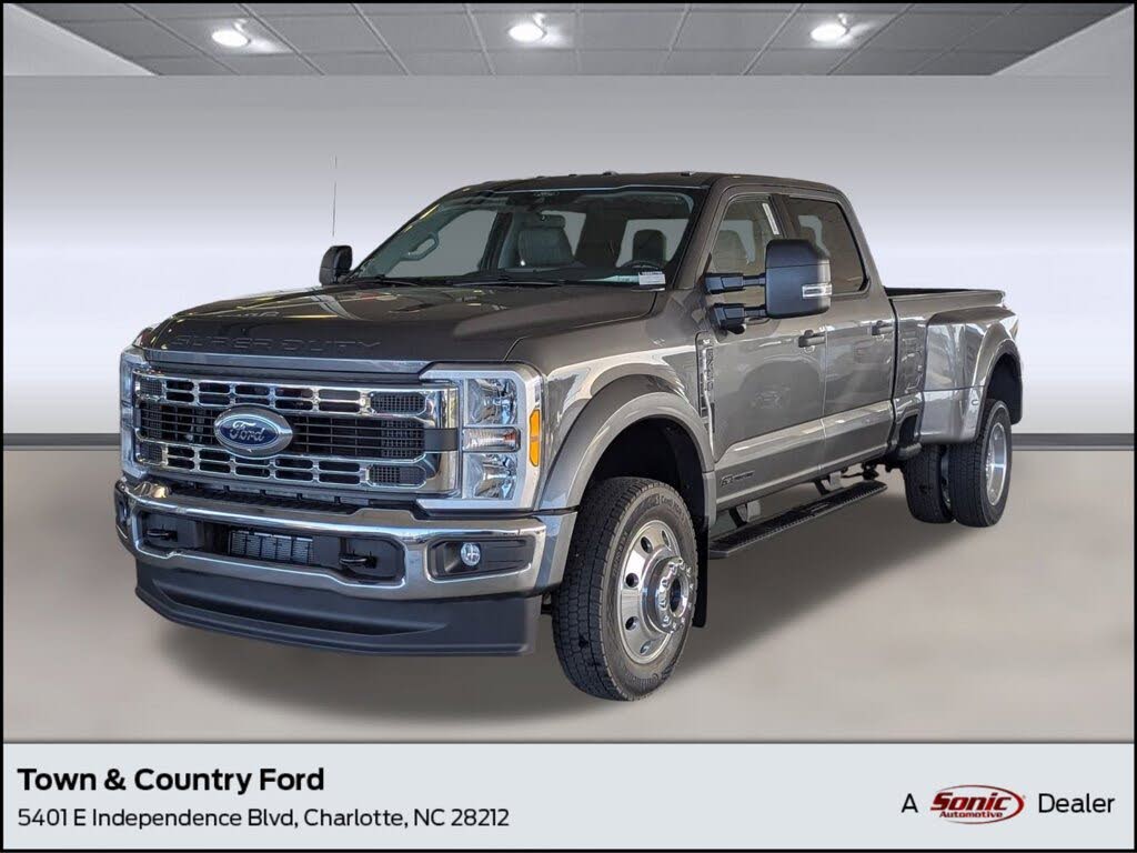 2026 Ford F-450 Super Duty XLT Crew Cab LB DRW 4WD