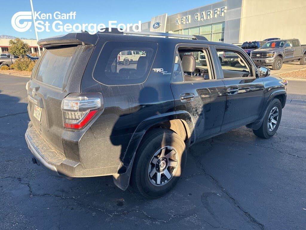 2017 Toyota 4Runner SR5 4WD