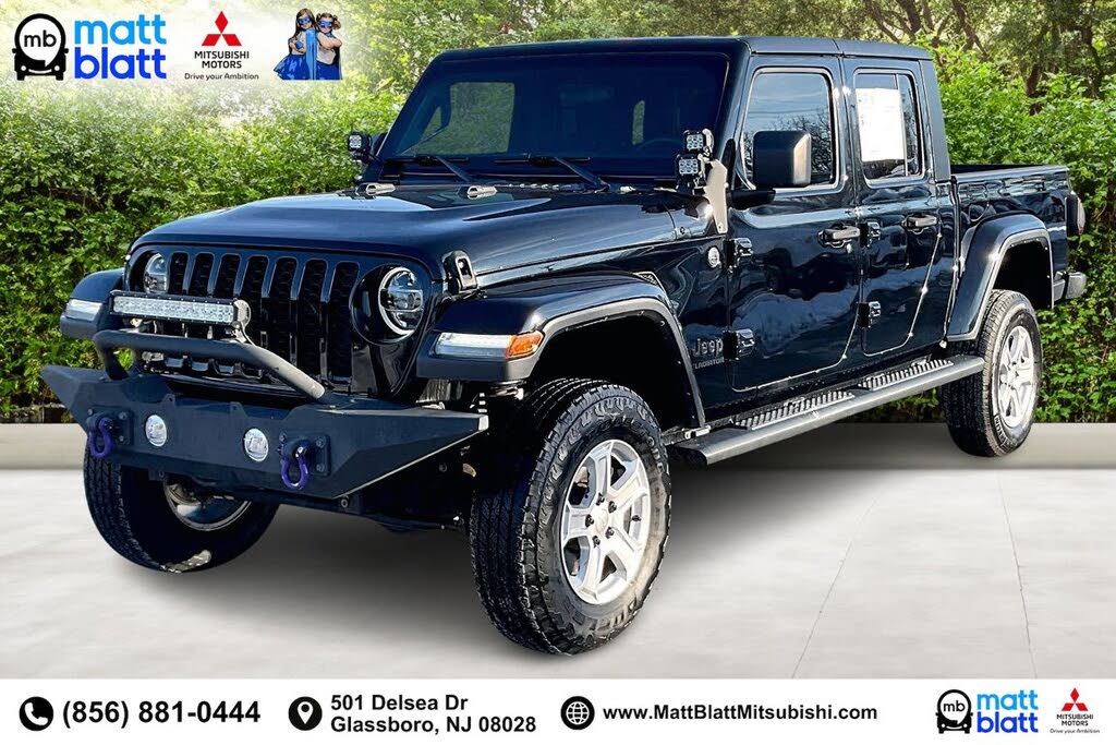 2022 Jeep Gladiator Sport S Crew Cab 4WD