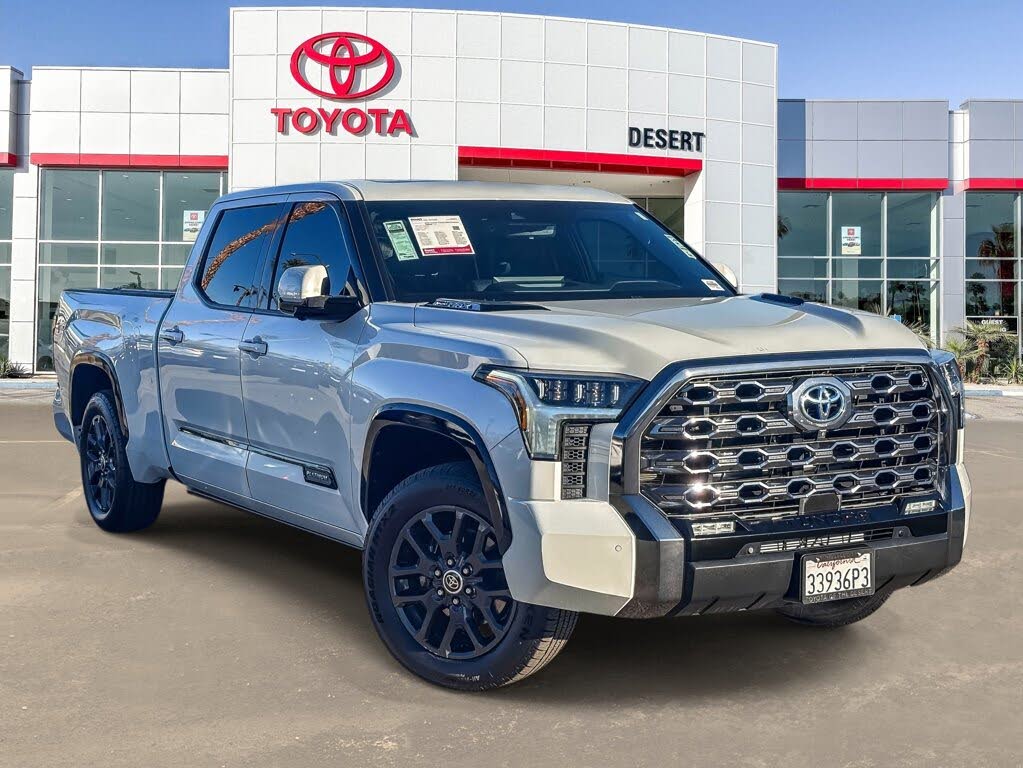 2022 Toyota Tundra Hybrid Platinum HV CrewMax Cab LB 4WD