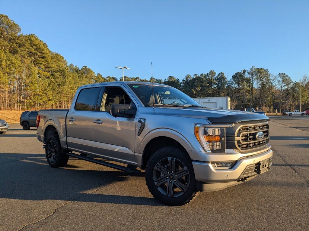 2023 Ford F-150 XLT SuperCrew 4WD