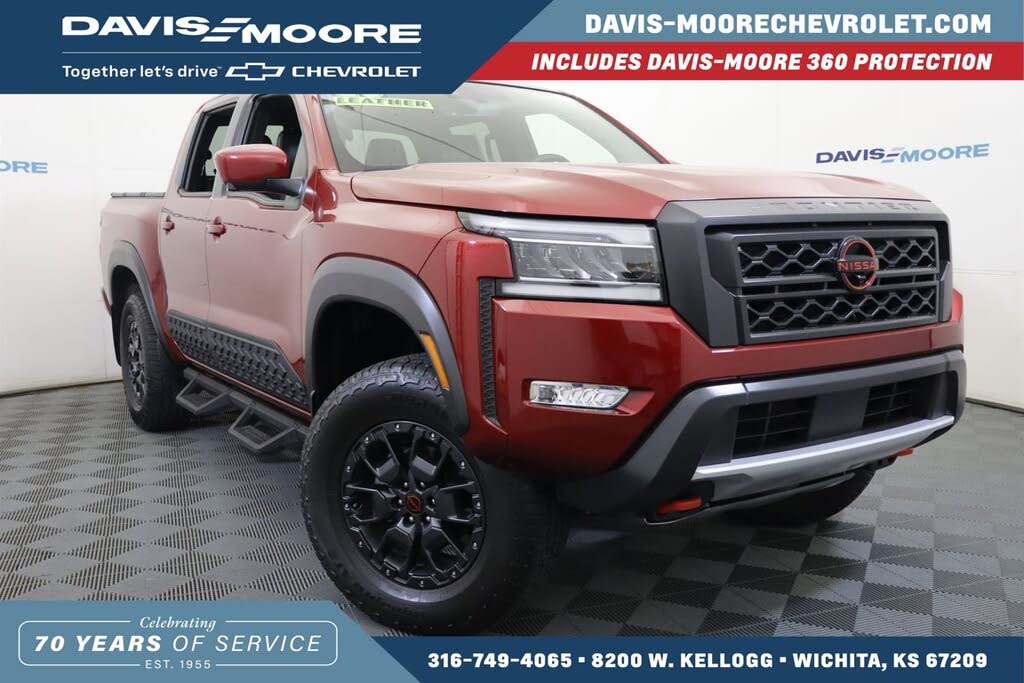 2023 Nissan Frontier PRO-4X Crew Cab 4WD