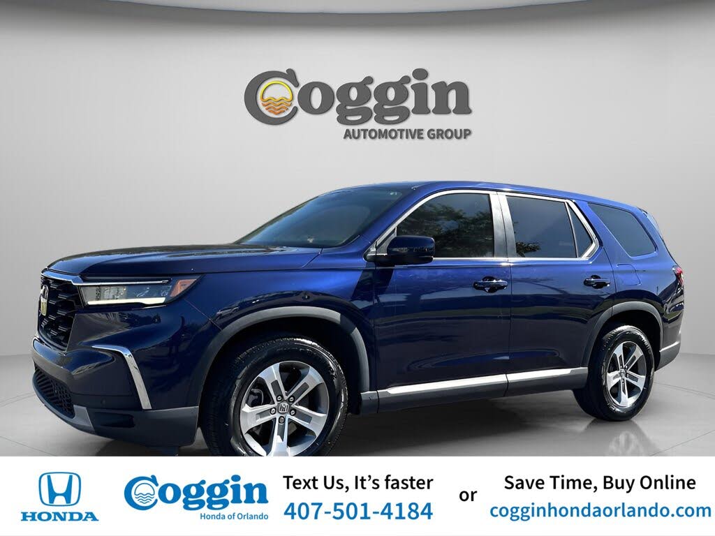 2024 Honda Pilot EX-L FWD with Captains Chairs