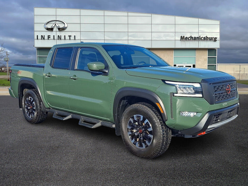 2024 Nissan Frontier PRO-4X Crew Cab 4WD