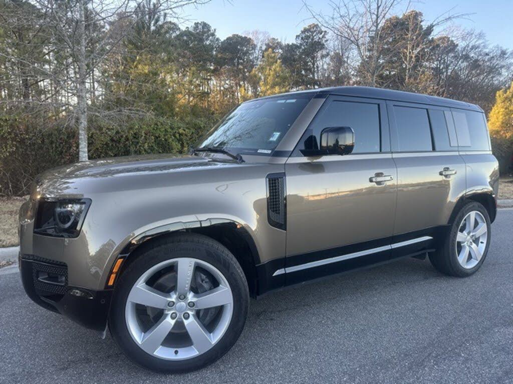 2025 Land Rover Defender 110 P500 X-Dynamic SE AWD
