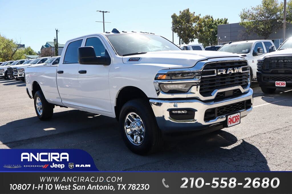 2025 RAM 2500 Tradesman Crew Cab LB 4WD