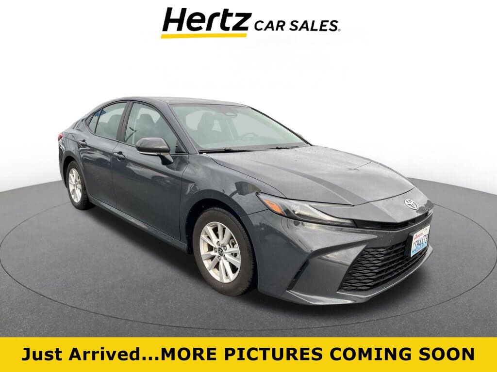 2025 Toyota Camry LE FWD