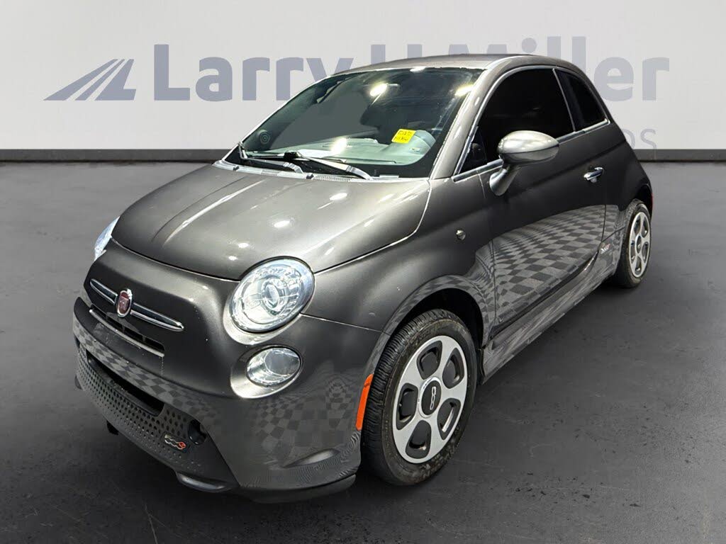 2018 FIAT 500e FWD